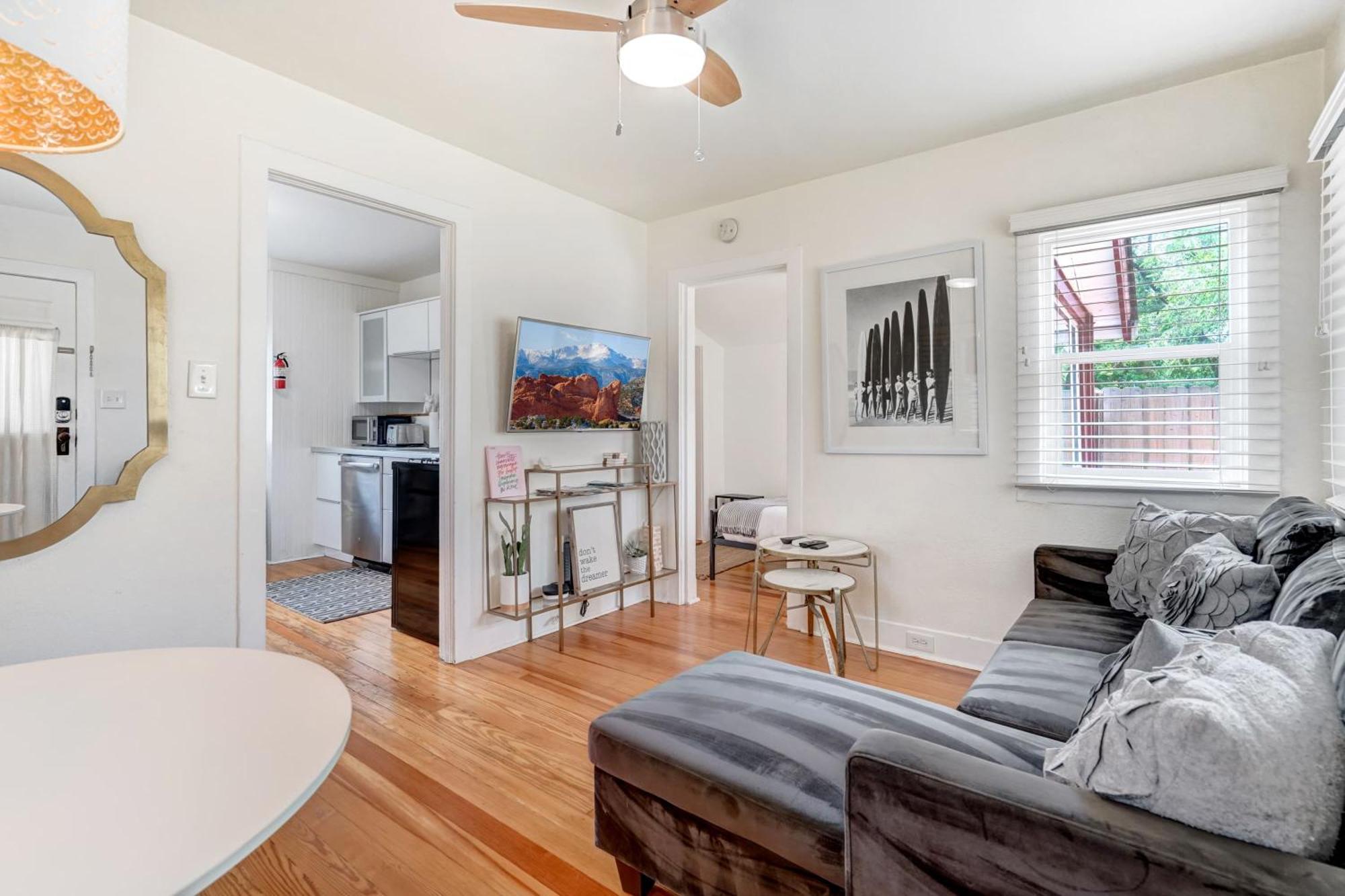 科罗拉多斯普林斯Vintage Tiny House Cute 1Bdrm Big Appeal别墅 外观 照片
